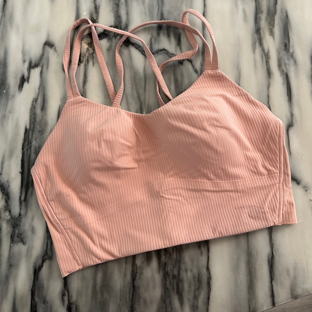 lululemon like a cloud pink sports bra💞